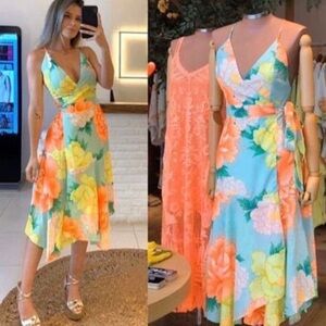 Farm Rio Floral Wrap Dress NEW WITHOUT TAG never worn